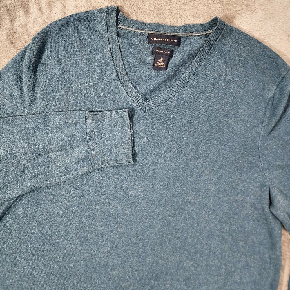 Banana Republic Medium Blue Silk Cotton Cashmere Luxury Blend V-Neck Sweater